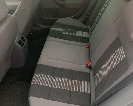 Серый Фольксваген Гольф, объемом двигателя 1.6 л и пробегом 240 тыс. км за 6500 $, фото 14 на Automoto.ua