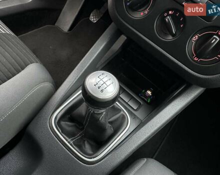 Серый Фольксваген Гольф, объемом двигателя 1.4 л и пробегом 249 тыс. км за 5999 $, фото 34 на Automoto.ua