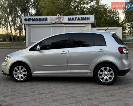 Серый Фольксваген Гольф, объемом двигателя 1.6 л и пробегом 248 тыс. км за 7200 $, фото 5 на Automoto.ua