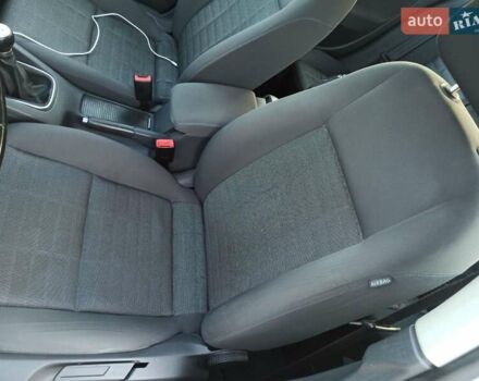 Серый Фольксваген Гольф, объемом двигателя 1.4 л и пробегом 190 тыс. км за 5999 $, фото 24 на Automoto.ua