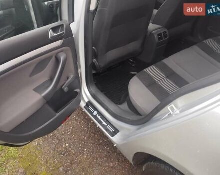 Серый Фольксваген Гольф, объемом двигателя 1.6 л и пробегом 270 тыс. км за 5500 $, фото 8 на Automoto.ua