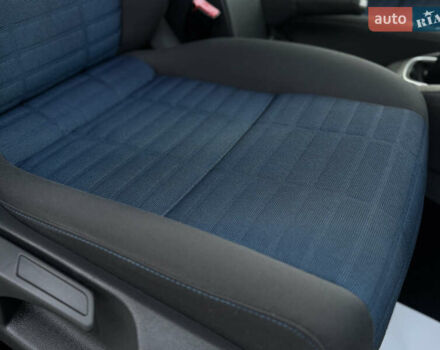 Серый Фольксваген Гольф, объемом двигателя 1.6 л и пробегом 170 тыс. км за 6600 $, фото 63 на Automoto.ua