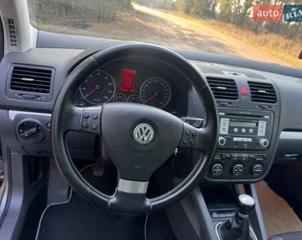 Сірий Фольксваген Гольф, об'ємом двигуна 1.6 л та пробігом 250 тис. км за 6799 $, фото 47 на Automoto.ua