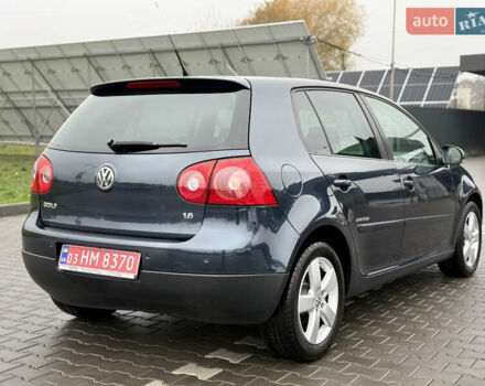 Серый Фольксваген Гольф, объемом двигателя 1.6 л и пробегом 227 тыс. км за 6300 $, фото 8 на Automoto.ua