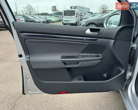 Сірий Фольксваген Гольф, об'ємом двигуна 1.4 л та пробігом 217 тис. км за 7800 $, фото 49 на Automoto.ua