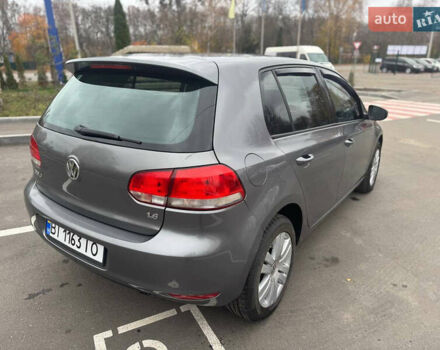 Серый Фольксваген Гольф, объемом двигателя 1.6 л и пробегом 231 тыс. км за 7400 $, фото 28 на Automoto.ua