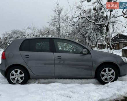 Серый Фольксваген Гольф, объемом двигателя 1.6 л и пробегом 247 тыс. км за 5550 $, фото 8 на Automoto.ua