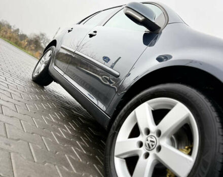 Серый Фольксваген Гольф, объемом двигателя 1.6 л и пробегом 227 тыс. км за 6300 $, фото 17 на Automoto.ua