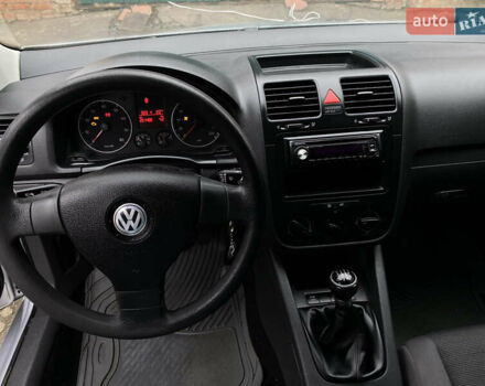 Сірий Фольксваген Гольф, об'ємом двигуна 1.39 л та пробігом 201 тис. км за 5400 $, фото 18 на Automoto.ua