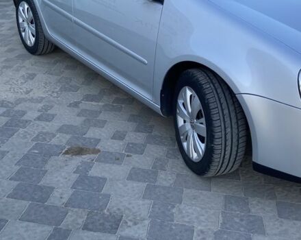 Серый Фольксваген Гольф, объемом двигателя 1.4 л и пробегом 243 тыс. км за 5700 $, фото 5 на Automoto.ua