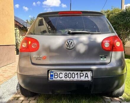 Серый Фольксваген Гольф, объемом двигателя 1.6 л и пробегом 290 тыс. км за 5450 $, фото 2 на Automoto.ua