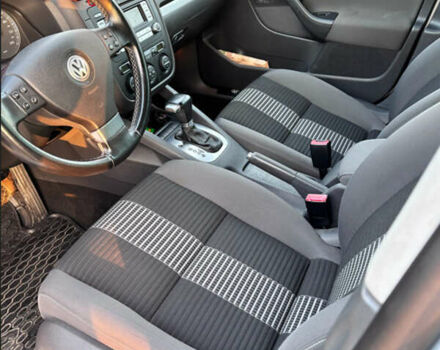 Сірий Фольксваген Гольф, об'ємом двигуна 1.4 л та пробігом 177 тис. км за 8500 $, фото 5 на Automoto.ua