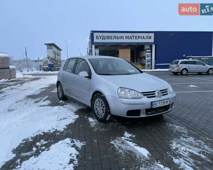 Сірий Фольксваген Гольф, об'ємом двигуна 1.6 л та пробігом 203 тис. км за 5700 $, фото 2 на Automoto.ua