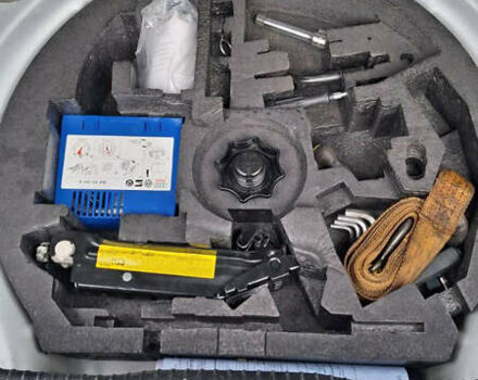 Серый Фольксваген Гольф, объемом двигателя 1.6 л и пробегом 175 тыс. км за 6200 $, фото 16 на Automoto.ua