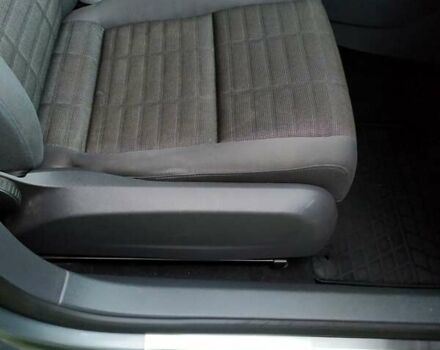 Серый Фольксваген Гольф, объемом двигателя 1.6 л и пробегом 310 тыс. км за 6100 $, фото 12 на Automoto.ua