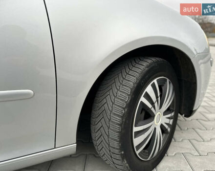 Серый Фольксваген Гольф, объемом двигателя 1.4 л и пробегом 249 тыс. км за 5900 $, фото 22 на Automoto.ua