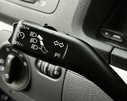 Серый Фольксваген Гольф, объемом двигателя 1.6 л и пробегом 227 тыс. км за 6300 $, фото 52 на Automoto.ua