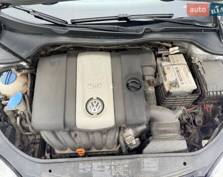 Серый Фольксваген Гольф, объемом двигателя 2.5 л и пробегом 247 тыс. км за 5700 $, фото 14 на Automoto.ua