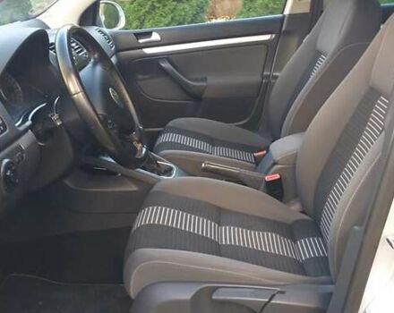 Сірий Фольксваген Гольф, об'ємом двигуна 1.6 л та пробігом 228 тис. км за 6500 $, фото 13 на Automoto.ua