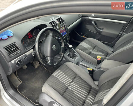 Серый Фольксваген Гольф, объемом двигателя 1.4 л и пробегом 184 тыс. км за 6999 $, фото 11 на Automoto.ua