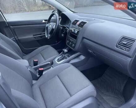 Серый Фольксваген Гольф, объемом двигателя 1.6 л и пробегом 201 тыс. км за 7350 $, фото 8 на Automoto.ua
