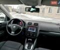 Серый Фольксваген Гольф, объемом двигателя 1.4 л и пробегом 217 тыс. км за 7700 $, фото 79 на Automoto.ua