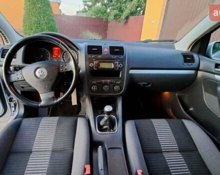 Сірий Фольксваген Гольф, об'ємом двигуна 1.39 л та пробігом 240 тис. км за 6500 $, фото 16 на Automoto.ua