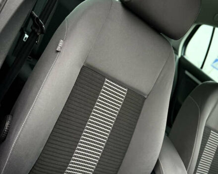 Серый Фольксваген Гольф, объемом двигателя 1.6 л и пробегом 227 тыс. км за 6300 $, фото 85 на Automoto.ua