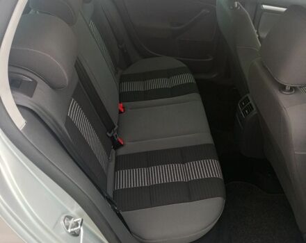 Серый Фольксваген Гольф, объемом двигателя 1.6 л и пробегом 240 тыс. км за 6500 $, фото 16 на Automoto.ua