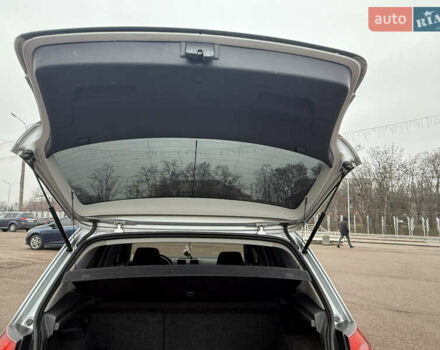 Серый Фольксваген Гольф, объемом двигателя 1.6 л и пробегом 185 тыс. км за 5800 $, фото 13 на Automoto.ua