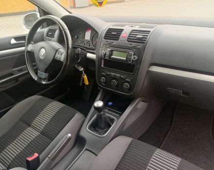 Серый Фольксваген Гольф, объемом двигателя 1.6 л и пробегом 240 тыс. км за 6500 $, фото 19 на Automoto.ua