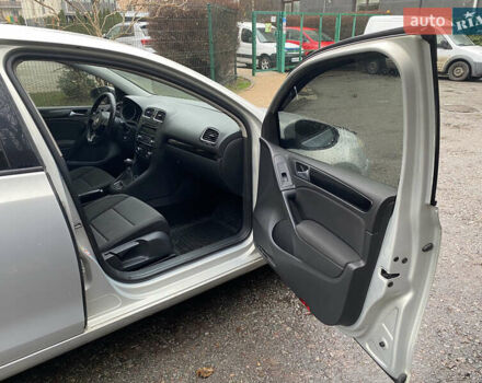 Сірий Фольксваген Гольф, об'ємом двигуна 1.39 л та пробігом 250 тис. км за 5300 $, фото 16 на Automoto.ua