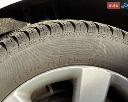 Сірий Фольксваген Гольф, об'ємом двигуна 1.6 л та пробігом 222 тис. км за 6000 $, фото 7 на Automoto.ua