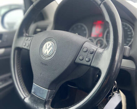 Серый Фольксваген Гольф, объемом двигателя 1.4 л и пробегом 231 тыс. км за 5950 $, фото 17 на Automoto.ua