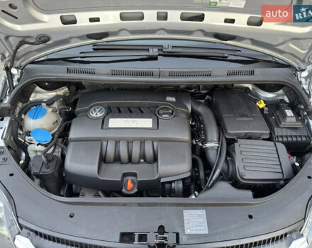 Серый Фольксваген Гольф, объемом двигателя 1.6 л и пробегом 248 тыс. км за 7200 $, фото 27 на Automoto.ua