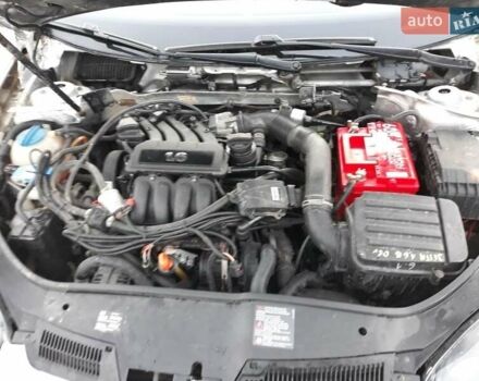 Серый Фольксваген Гольф, объемом двигателя 1.6 л и пробегом 249 тыс. км за 4700 $, фото 6 на Automoto.ua