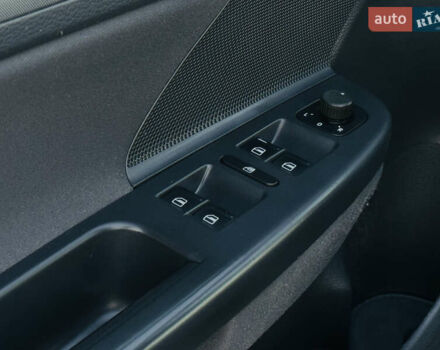 Сірий Фольксваген Гольф, об'ємом двигуна 1.6 л та пробігом 170 тис. км за 6600 $, фото 44 на Automoto.ua