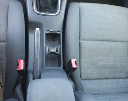 Серый Фольксваген Гольф, объемом двигателя 1.6 л и пробегом 196 тыс. км за 6399 $, фото 11 на Automoto.ua