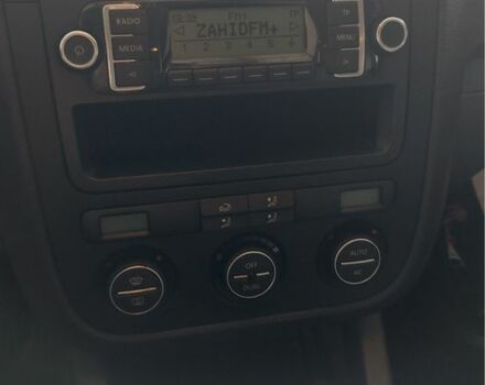 Серый Фольксваген Гольф, объемом двигателя 1.4 л и пробегом 200 тыс. км за 6000 $, фото 6 на Automoto.ua