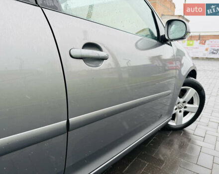 Серый Фольксваген Гольф, объемом двигателя 1.6 л и пробегом 245 тыс. км за 6650 $, фото 17 на Automoto.ua