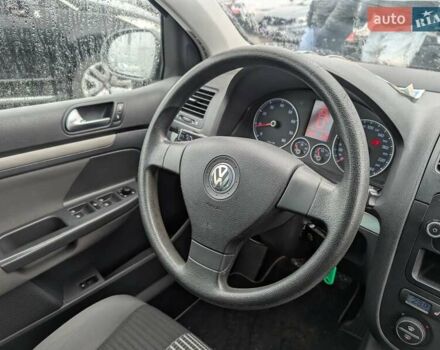 Серый Фольксваген Гольф, объемом двигателя 1.6 л и пробегом 177 тыс. км за 6650 $, фото 47 на Automoto.ua