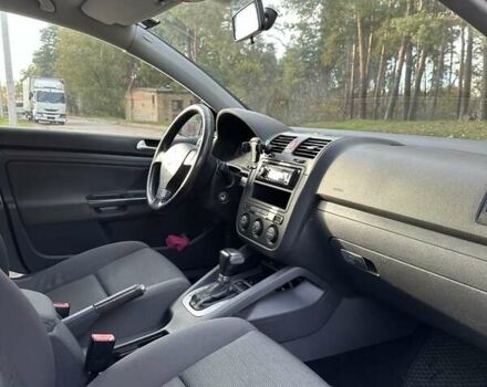 Сірий Фольксваген Гольф, об'ємом двигуна 1.6 л та пробігом 222 тис. км за 6000 $, фото 11 на Automoto.ua