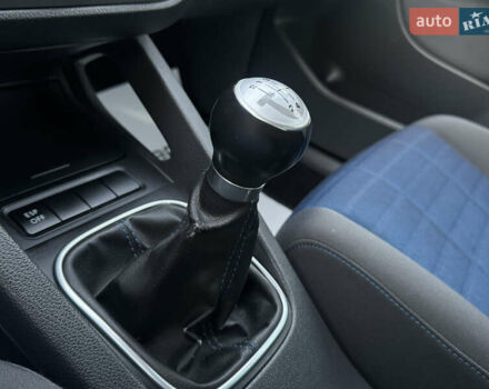 Серый Фольксваген Гольф, объемом двигателя 1.6 л и пробегом 170 тыс. км за 6600 $, фото 56 на Automoto.ua