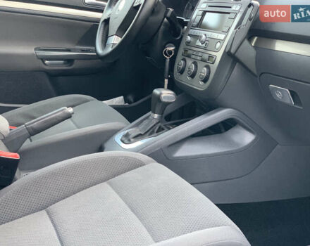 Сірий Фольксваген Гольф, об'ємом двигуна 1.4 л та пробігом 211 тис. км за 6850 $, фото 15 на Automoto.ua