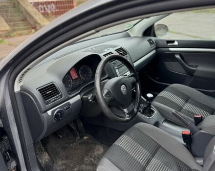 Сірий Фольксваген Гольф, об'ємом двигуна 1.9 л та пробігом 300 тис. км за 3500 $, фото 8 на Automoto.ua