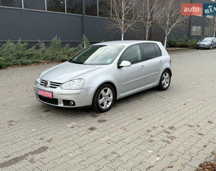 Серый Фольксваген Гольф, объемом двигателя 1.4 л и пробегом 251 тыс. км за 6450 $, фото 2 на Automoto.ua