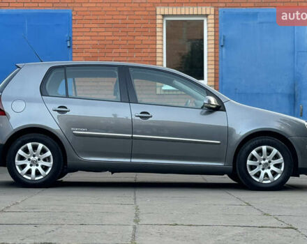 Серый Фольксваген Гольф, объемом двигателя 1.6 л и пробегом 232 тыс. км за 6799 $, фото 6 на Automoto.ua