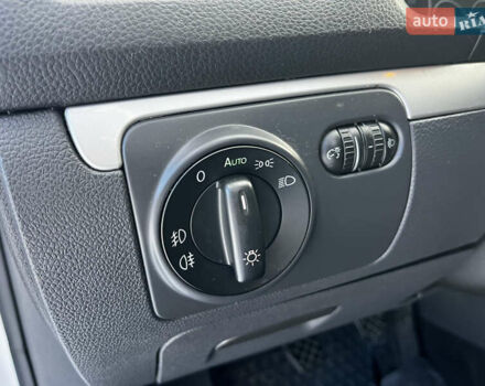 Серый Фольксваген Гольф, объемом двигателя 1.4 л и пробегом 223 тыс. км за 5750 $, фото 16 на Automoto.ua