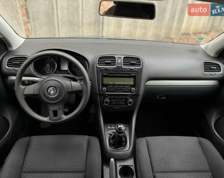 Серый Фольксваген Гольф, объемом двигателя 1.4 л и пробегом 217 тыс. км за 6300 $, фото 28 на Automoto.ua