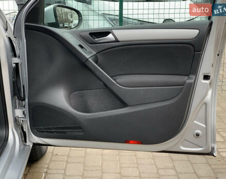 Серый Фольксваген Гольф, объемом двигателя 1.4 л и пробегом 228 тыс. км за 6899 $, фото 30 на Automoto.ua